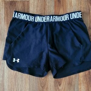 Womand Under Armor Heat Gear Shorts